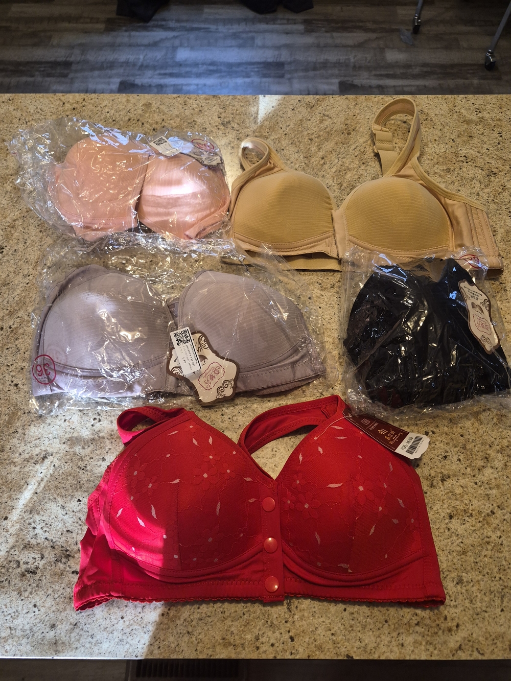 Front-Closure Red Bra with Light Pattern - Comfortable Everyday Support